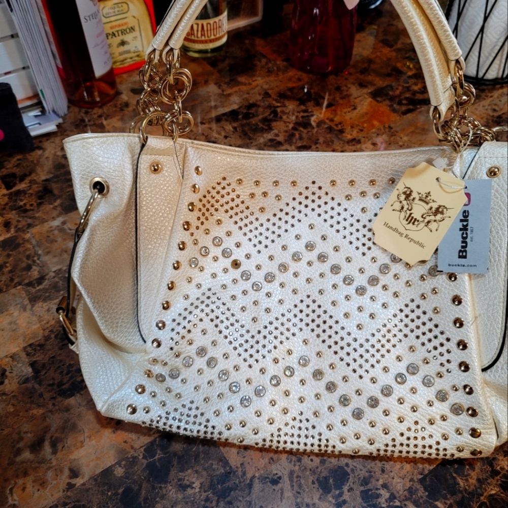 Buckle purse.
